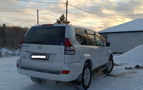 Toyota Land Cruiser Prado 120 рестайлинг, 2005 год, 2 000 000 рублей, 3 фотография