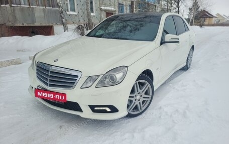 Mercedes-Benz E-Класс, 2010 год, 1 990 000 рублей, 5 фотография