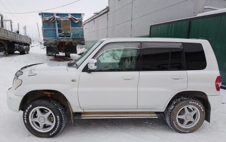 Mitsubishi Pajero iO, 2000 год, 700 000 рублей, 3 фотография