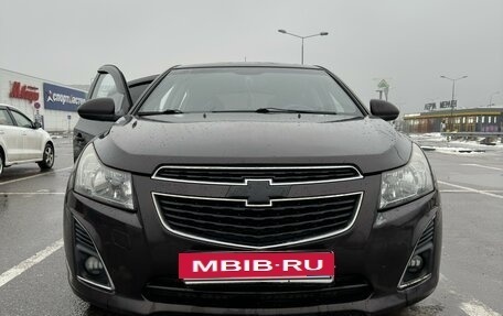 Chevrolet Cruze II, 2013 год, 900 000 рублей, 2 фотография