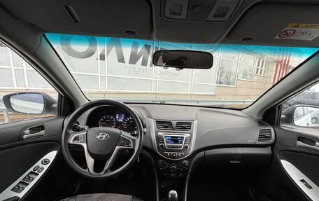 Hyundai Solaris II рестайлинг, 2015 год, 920 000 рублей, 5 фотография