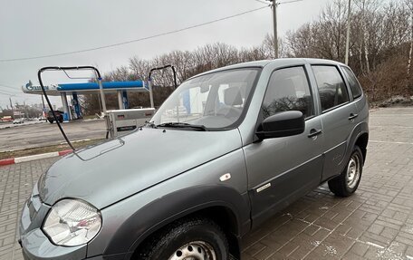 Chevrolet Niva I рестайлинг, 2016 год, 830 000 рублей, 8 фотография