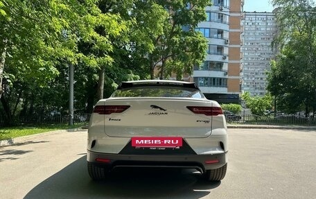 Jaguar I-Pace I, 2022 год, 5 900 000 рублей, 8 фотография