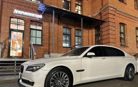 BMW 7 серия, 2011 год, 3 990 000 рублей, 3 фотография