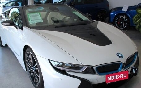 BMW i8 I рестайлинг, 2020 год, 8 560 000 рублей, 3 фотография