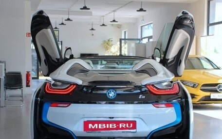 BMW i8 I рестайлинг, 2020 год, 8 560 000 рублей, 7 фотография