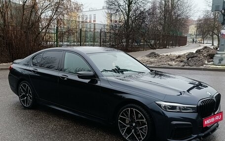 BMW 7 серия, 2019 год, 6 250 000 рублей, 2 фотография