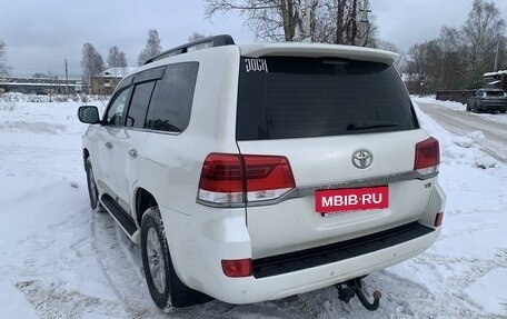 Toyota Land Cruiser 200, 2018 год, 6 250 000 рублей, 17 фотография