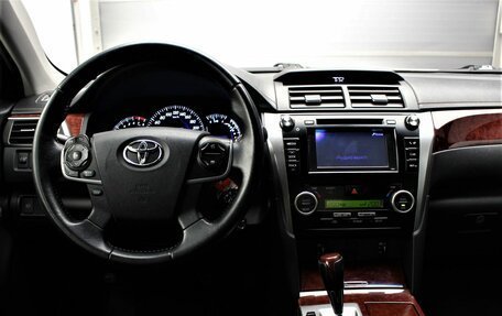 Toyota Camry, 2012 год, 1 715 000 рублей, 13 фотография