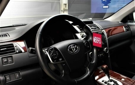 Toyota Camry, 2012 год, 1 715 000 рублей, 12 фотография