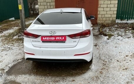 Hyundai Elantra VI рестайлинг, 2018 год, 1 570 000 рублей, 3 фотография