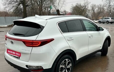 KIA Sportage IV рестайлинг, 2019 год, 2 800 000 рублей, 4 фотография