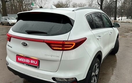 KIA Sportage IV рестайлинг, 2019 год, 2 800 000 рублей, 5 фотография