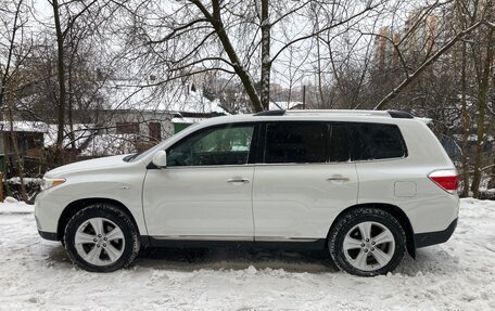 Toyota Highlander III, 2011 год, 1 899 000 рублей, 5 фотография