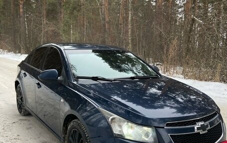 Chevrolet Cruze II, 2010 год, 790 000 рублей, 2 фотография