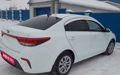 KIA Rio IV, 2017 год, 1 430 000 рублей, 10 фотография