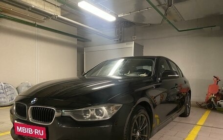 BMW 3 серия, 2013 год, 1 500 000 рублей, 3 фотография