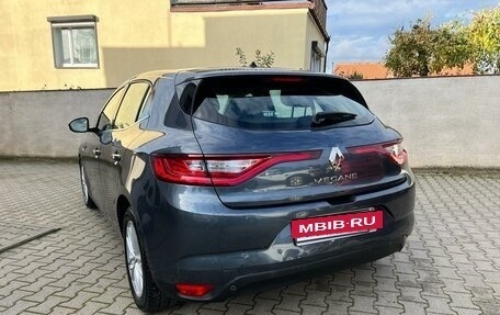 Renault Megane IV, 2019 год, 1 350 000 рублей, 2 фотография