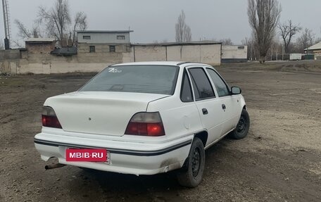 Daewoo Nexia I рестайлинг, 2000 год, 139 000 рублей, 4 фотография