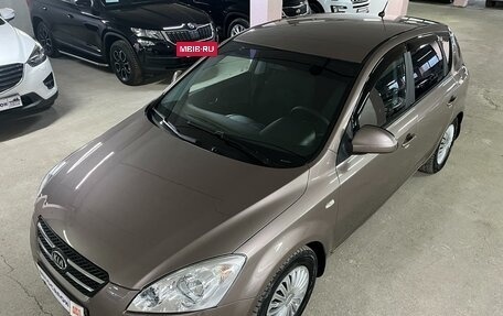 KIA cee'd I рестайлинг, 2009 год, 725 000 рублей, 10 фотография