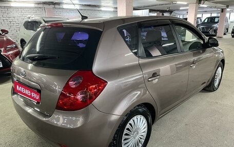 KIA cee'd I рестайлинг, 2009 год, 725 000 рублей, 6 фотография