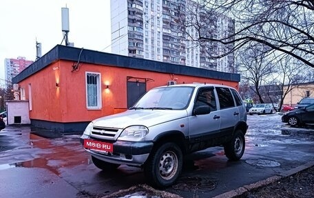 Chevrolet Niva I рестайлинг, 2004 год, 300 000 рублей, 7 фотография