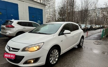 Opel Astra J, 2014 год, 1 250 000 рублей, 2 фотография