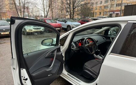 Opel Astra J, 2014 год, 1 250 000 рублей, 5 фотография