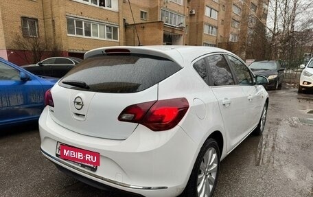 Opel Astra J, 2014 год, 1 250 000 рублей, 3 фотография