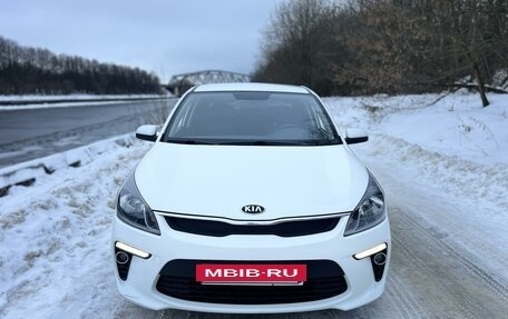 KIA Rio IV, 2017 год, 1 480 000 рублей, 2 фотография