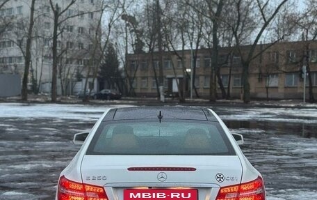 Mercedes-Benz E-Класс, 2010 год, 1 800 000 рублей, 6 фотография