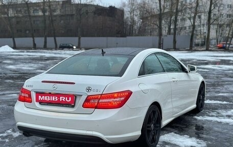 Mercedes-Benz E-Класс, 2010 год, 1 800 000 рублей, 5 фотография