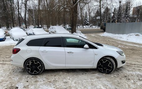 Opel Astra J, 2013 год, 775 000 рублей, 3 фотография