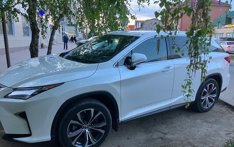 Lexus RX IV рестайлинг, 2019 год, 4 500 000 рублей, 2 фотография