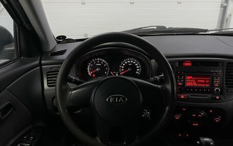 KIA Rio II, 2010 год, 679 000 рублей, 16 фотография