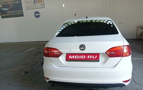 Volkswagen Jetta VI, 2013 год, 956 000 рублей, 1 фотография