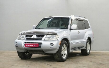 Mitsubishi Montero III, 2004 год, 1 025 000 рублей, 1 фотография