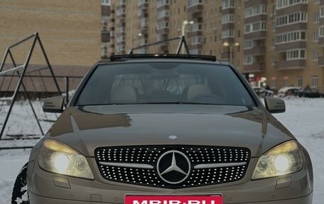 Mercedes-Benz C-Класс, 2010 год, 1 750 000 рублей, 2 фотография