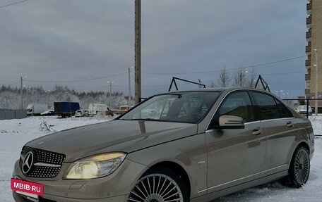 Mercedes-Benz C-Класс, 2010 год, 1 750 000 рублей, 11 фотография