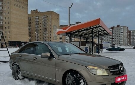 Mercedes-Benz C-Класс, 2010 год, 1 750 000 рублей, 5 фотография