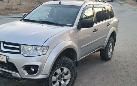 Mitsubishi Pajero Sport II рестайлинг, 2015 год, 1 750 000 рублей, 2 фотография