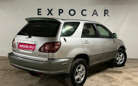 Lexus RX IV рестайлинг, 1999 год, 999 000 рублей, 5 фотография