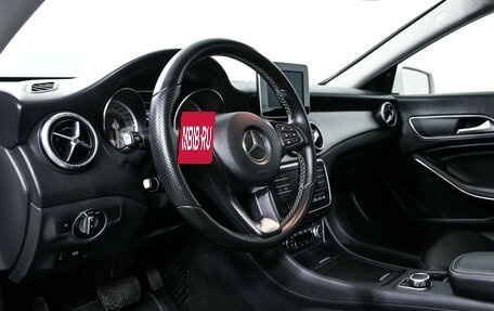 Mercedes-Benz CLA, 2015 год, 2 130 000 рублей, 13 фотография