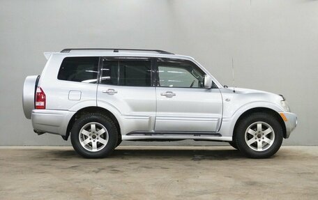 Mitsubishi Montero III, 2004 год, 1 025 000 рублей, 5 фотография