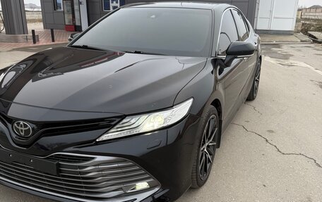 Toyota Camry, 2018 год, 3 099 000 рублей, 10 фотография