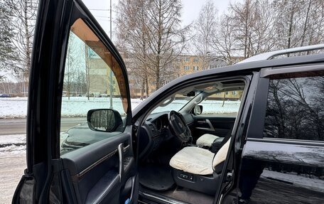 Toyota Land Cruiser 200, 2011 год, 4 050 000 рублей, 8 фотография