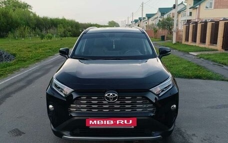 Toyota RAV4, 2021 год, 4 150 000 рублей, 3 фотография