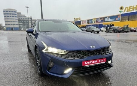 KIA K5, 2021 год, 2 800 000 рублей, 11 фотография