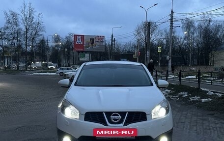 Nissan Qashqai, 2011 год, 1 075 000 рублей, 6 фотография