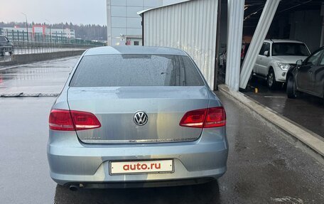 Volkswagen Passat B7, 2011 год, 950 000 рублей, 4 фотография